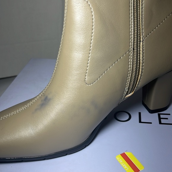 Women's Cinnamon Heeled Tailored Booties - Picture 6 of 8